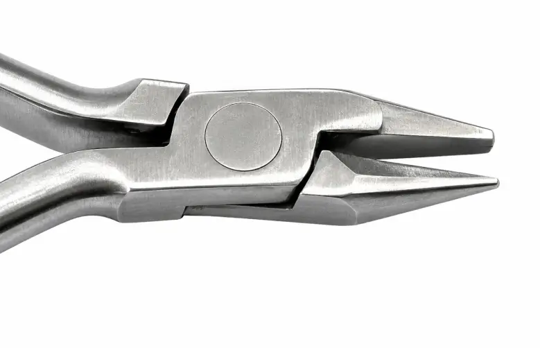 Tweed Plier